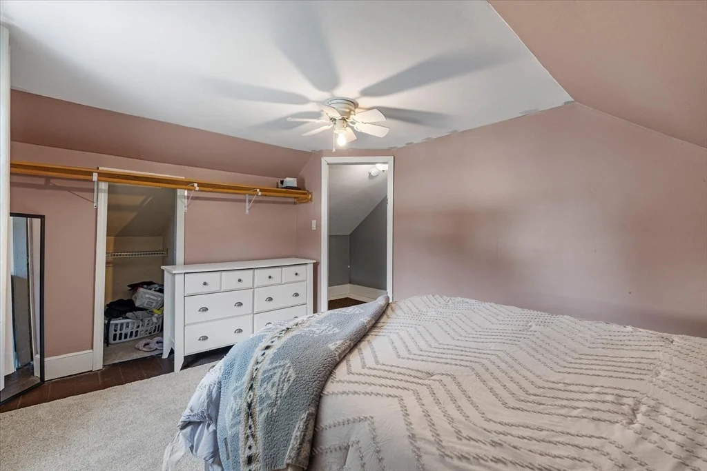 Photo of 92 Oak Ave