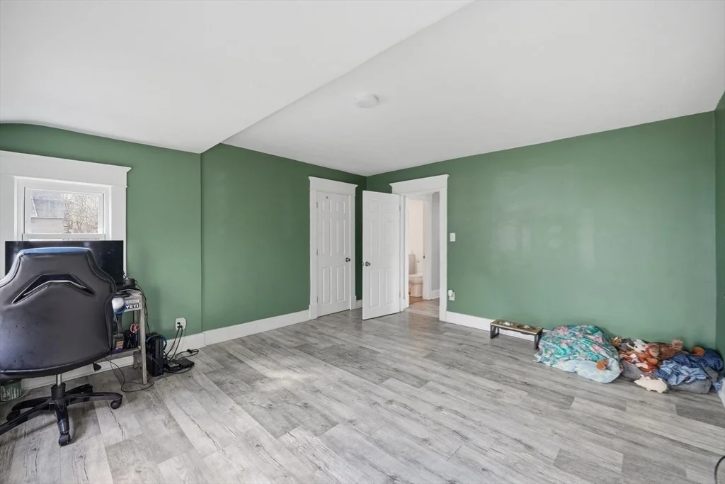 Photo of 115 Pasadena St
