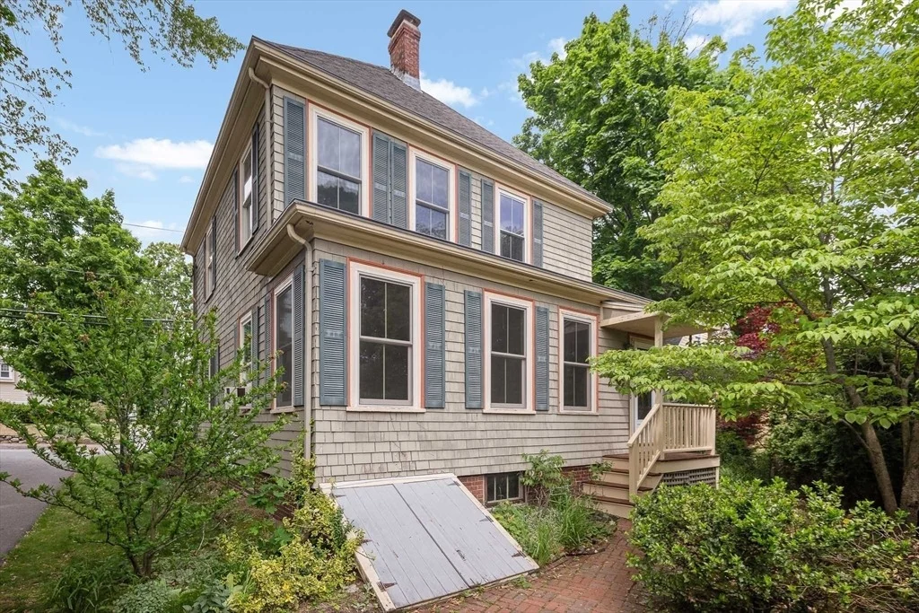 Photo of 24 Mt Vernon St