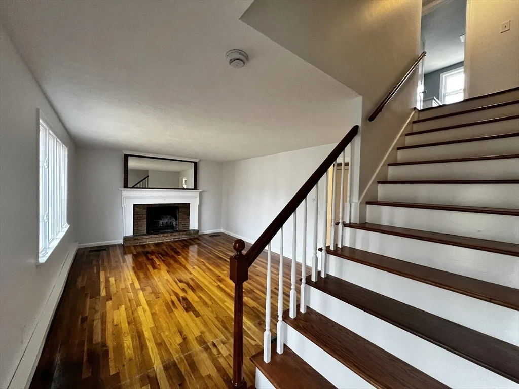 Photo of 6 Mayfield Rd