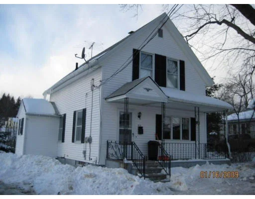 Photo of 475 Pleasant St
