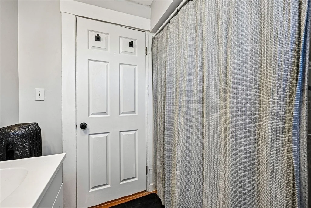 Photo of 19 Sheldon St