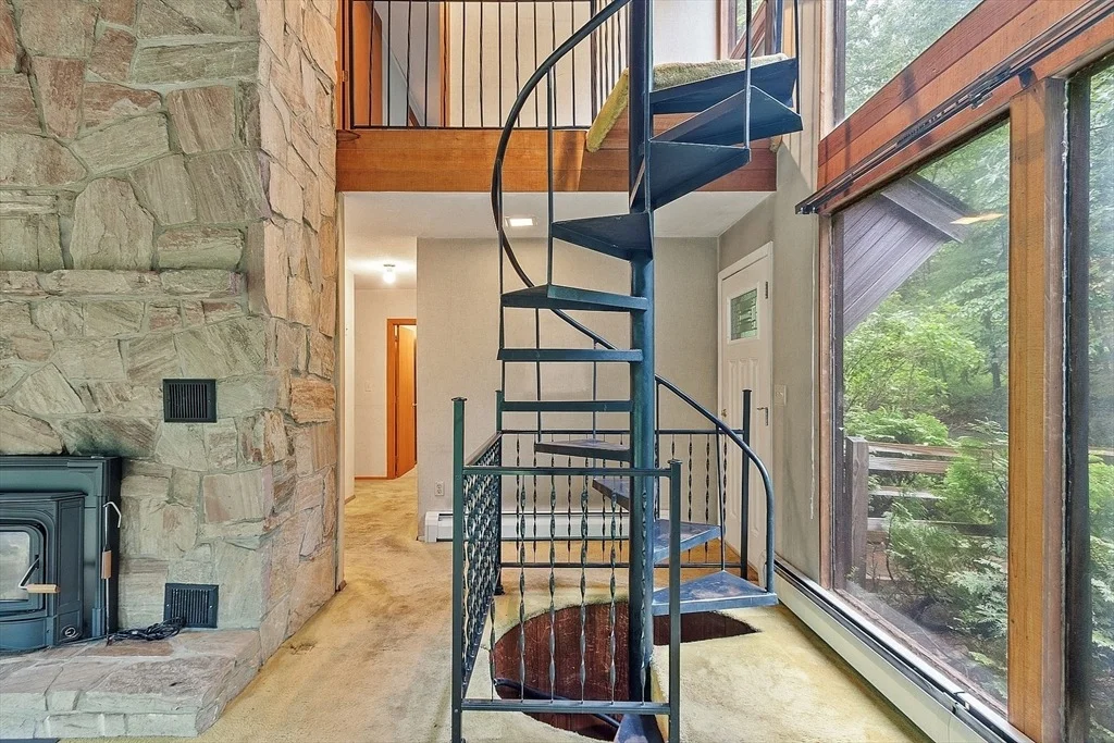 Photo of 12 Pine Hill Lane