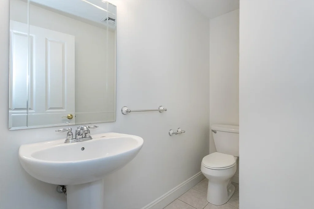 Photo of Unit 25A at 25 Maple Street