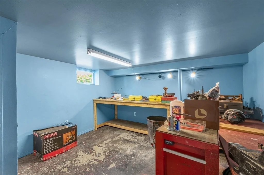 Photo of 231 Bouchard Ave
