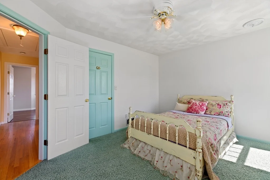Photo of 65 Skyfields Dr