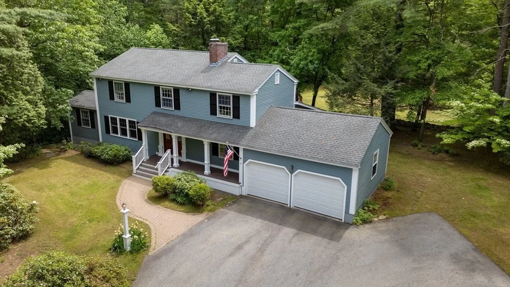 Photo of 42 Cherlyn Dr