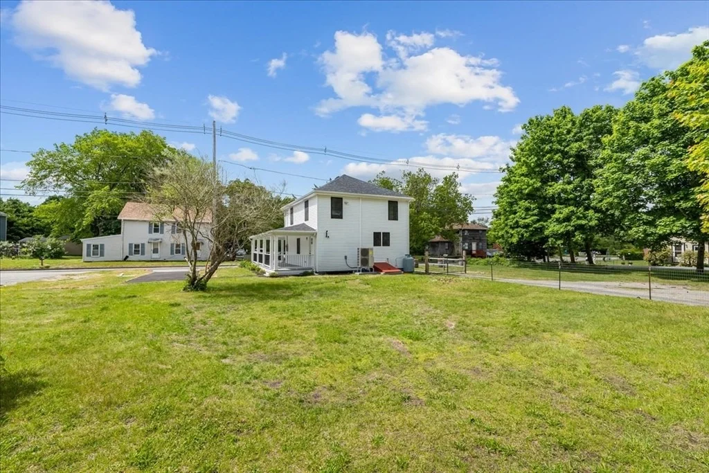 Photo of 1009 Point Rd