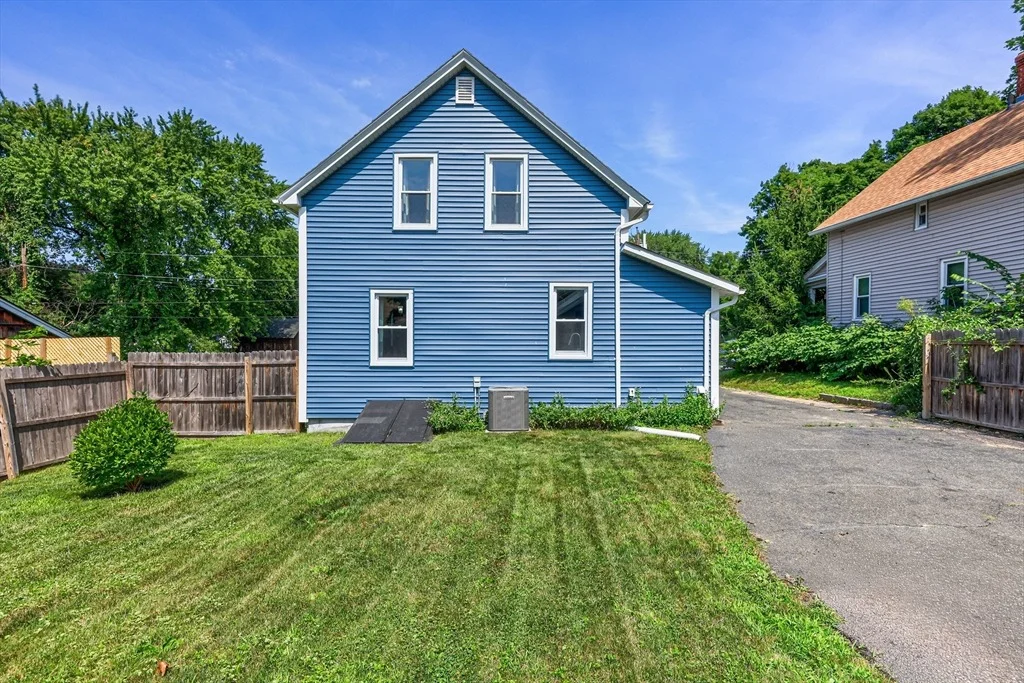 Photo of 17 Temple St