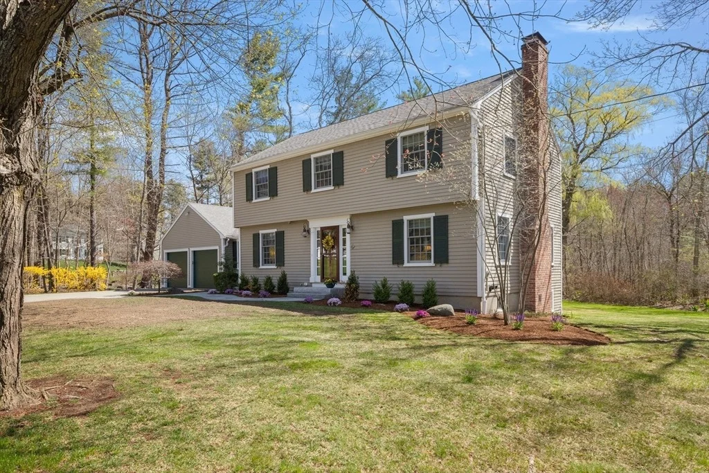 Photo of 6 Audubon Drive