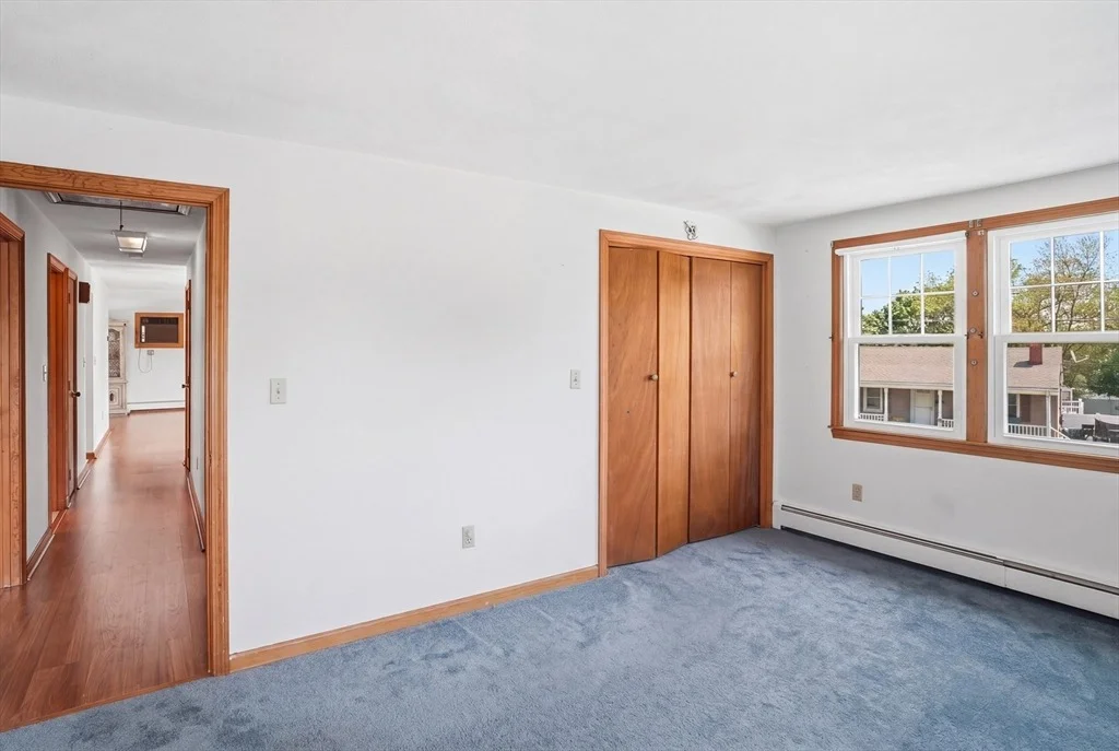 Photo of 10 Barnes Ave