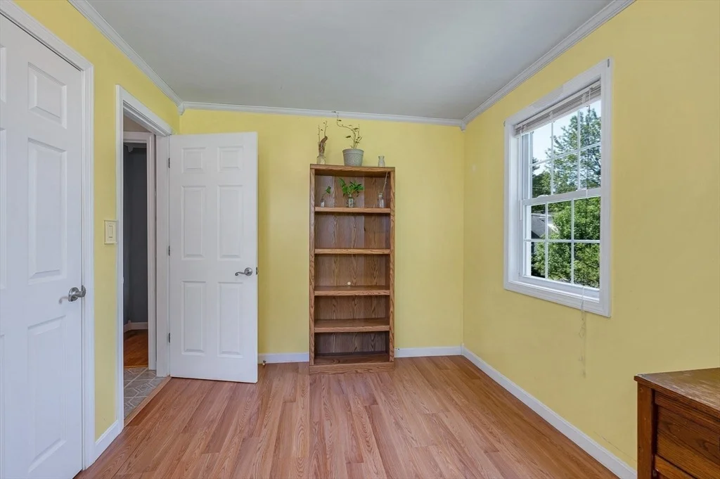 Photo of 231 Bouchard Ave