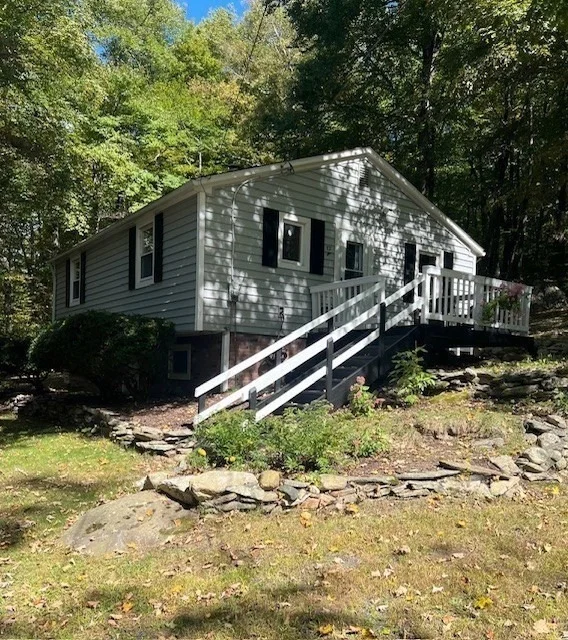 Photo of 72 Amherst Rd