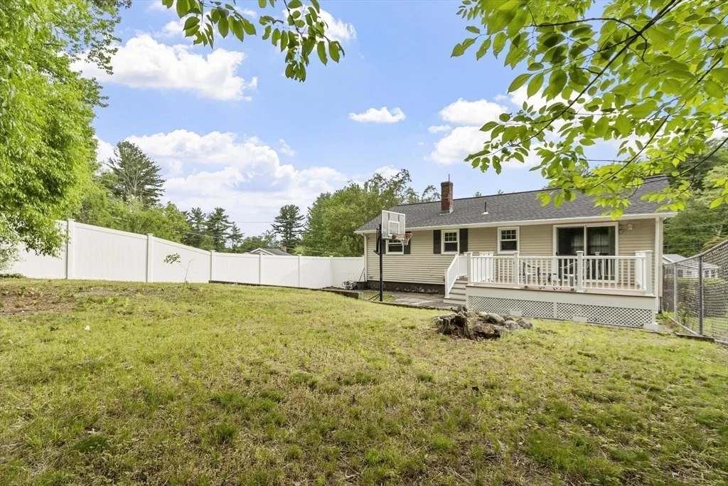 Photo of 27 Dexter Ave