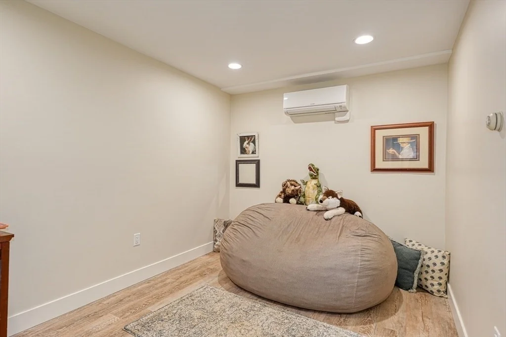 Photo of 161 Randall Rd