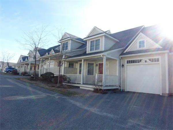 Photo of Unit 505 at 10 Charnstaffe Lane