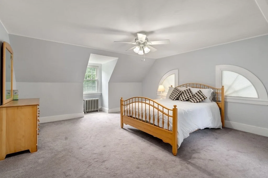Photo of 44 Metcalf St