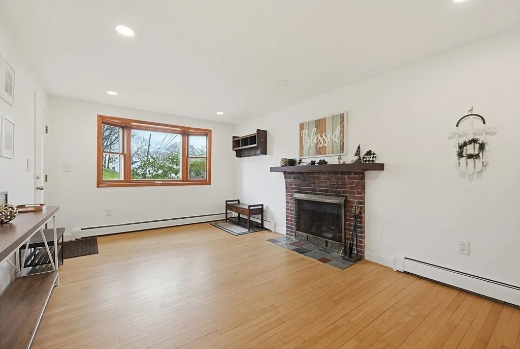 Photo of 214 Sprague St