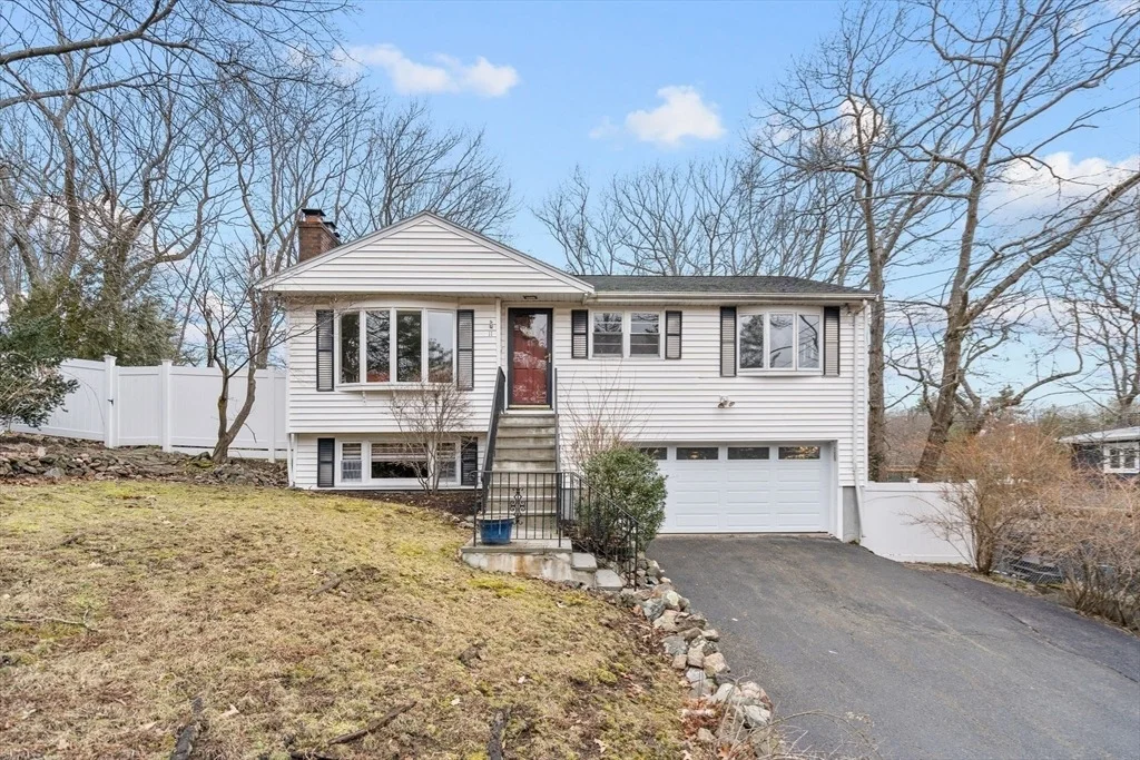 Photo of 11 Pamela Dr