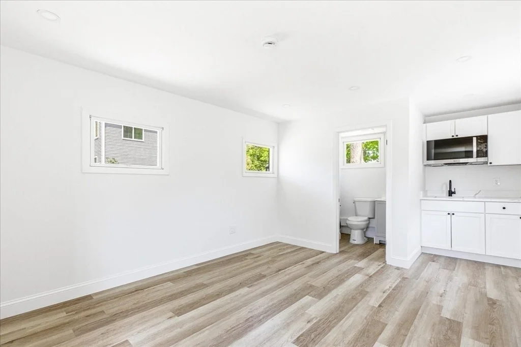 Photo of 64 Rosepoint Ave