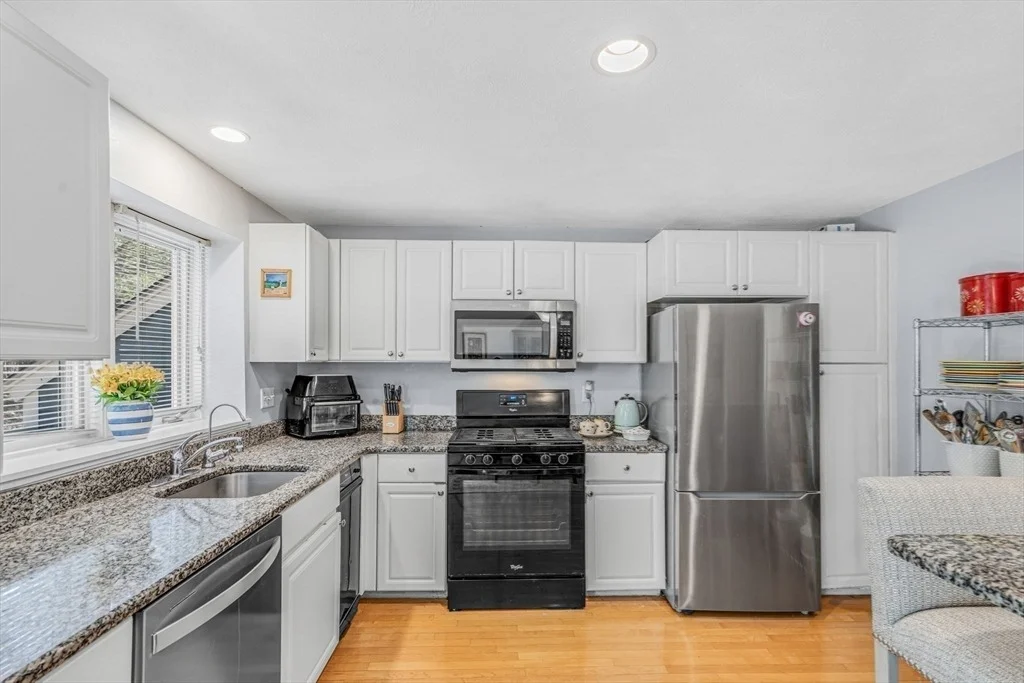 Photo of Unit 6 at 21 Deer Path