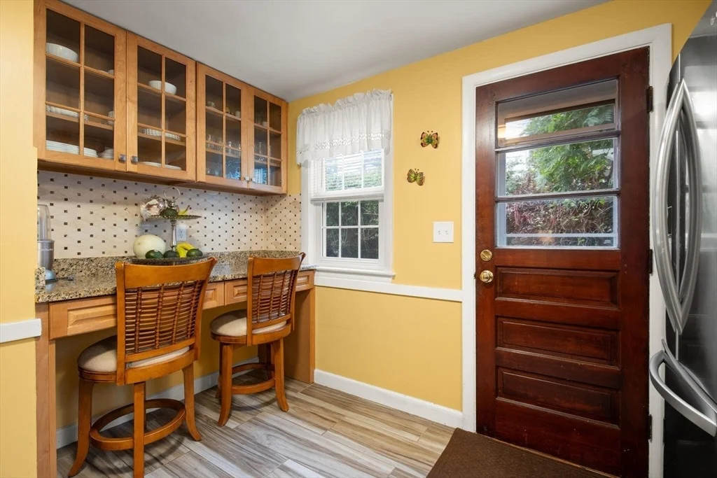 Photo of 27 Edison Avenue