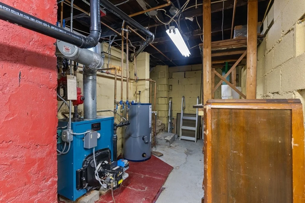 Photo of 21 Edgemere Blvd