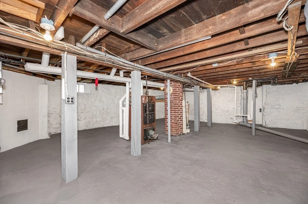 Photo of 37 Beaudry St