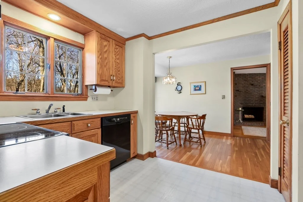 Photo of 4 Briarwood Drive