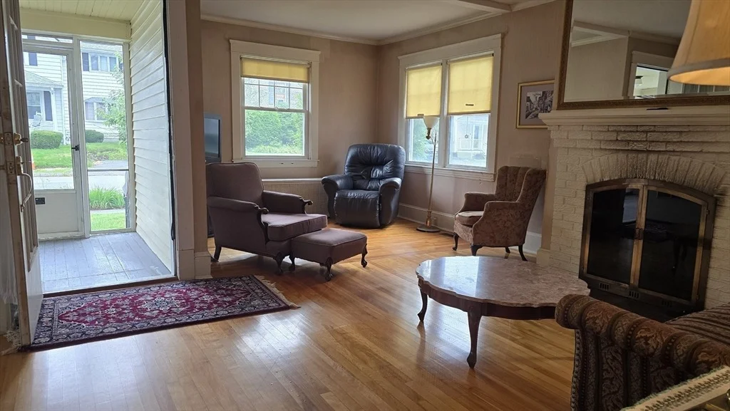 Photo of 21 Arbutus Road
