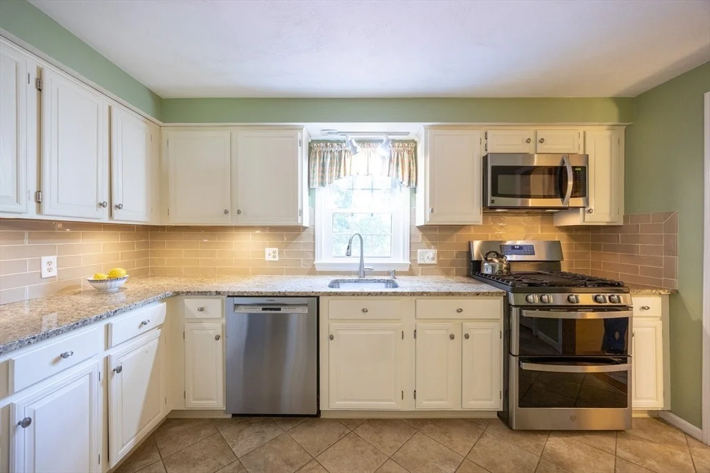 Photo of 165 Roundtop Rd