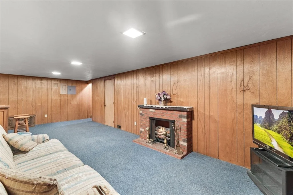 Photo of 60 Colby Dr