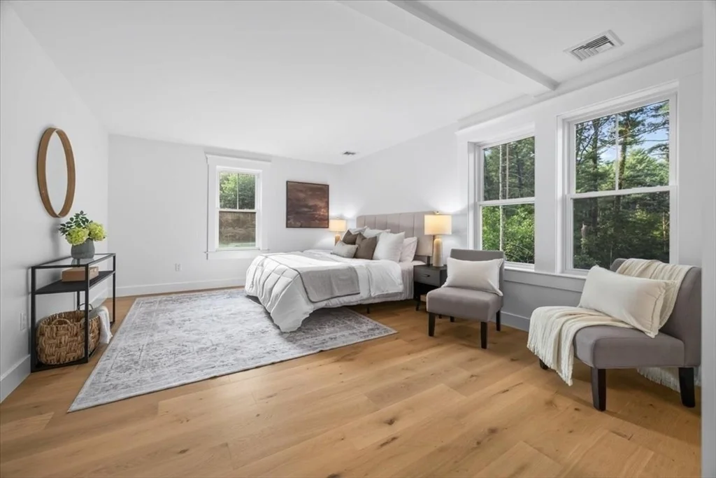 Photo of 25 Lynn St