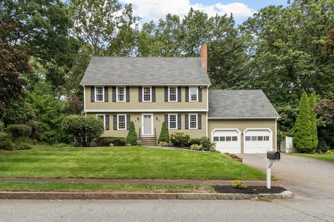 Photo of 4 Apple Tree Ln