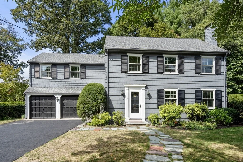 Photo of 11 Grayson Ln