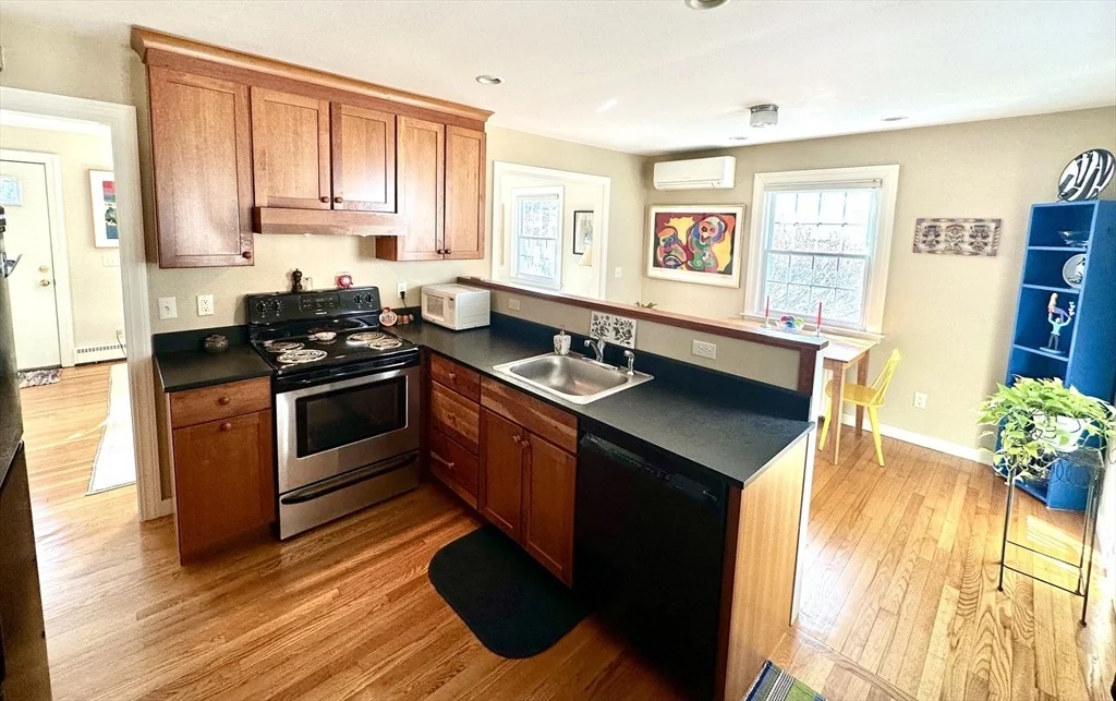 Photo of 32 Stilson Ave