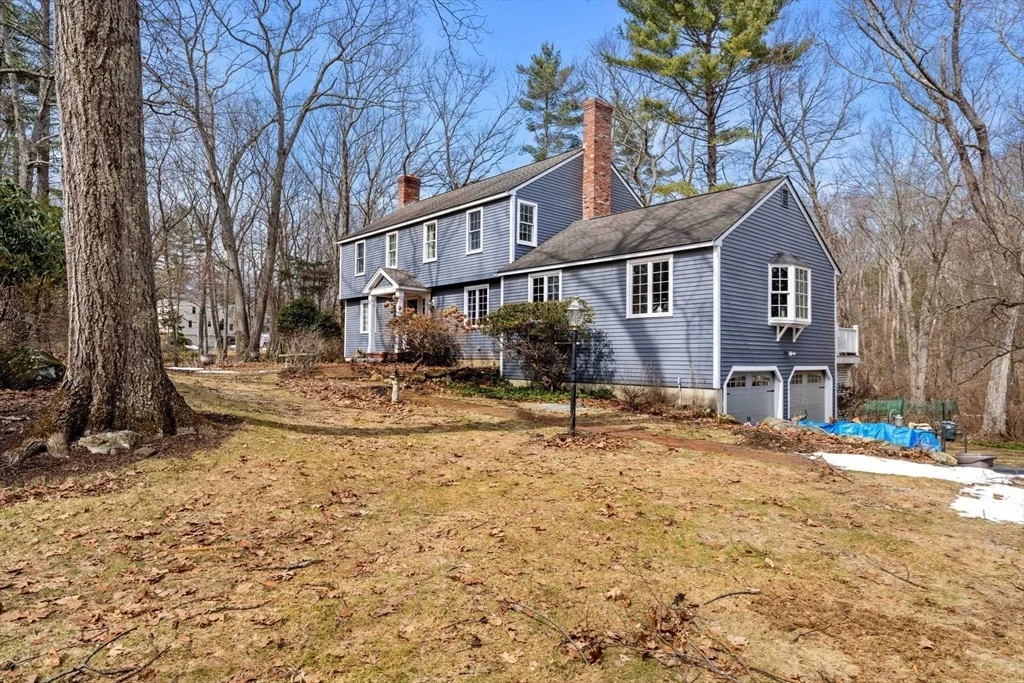 Photo of 12 Inverness Cir