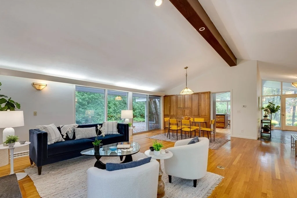 Photo of 12 Laurel Drive