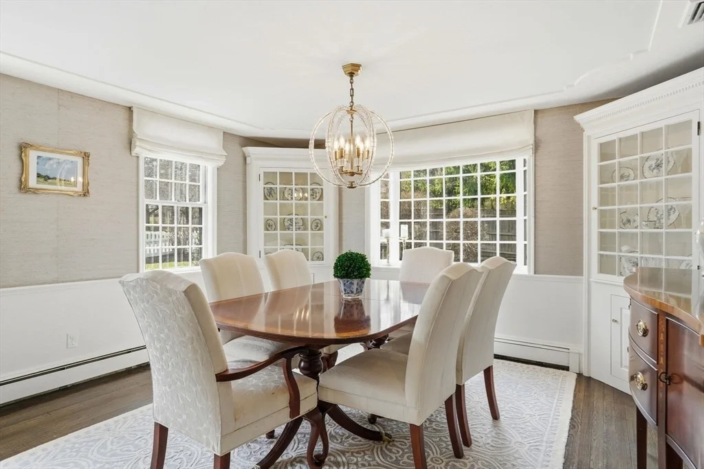 Photo of 2 Queen Anne Ln