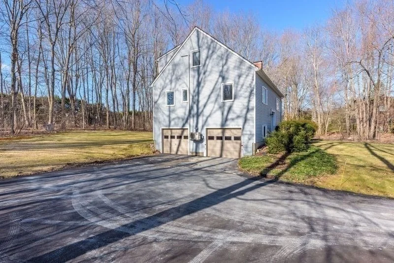 Photo of 27 Emily Ln