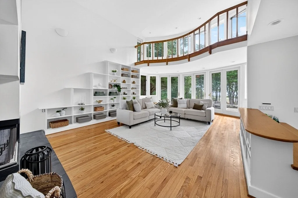 Photo of 91 Piney Point Rd