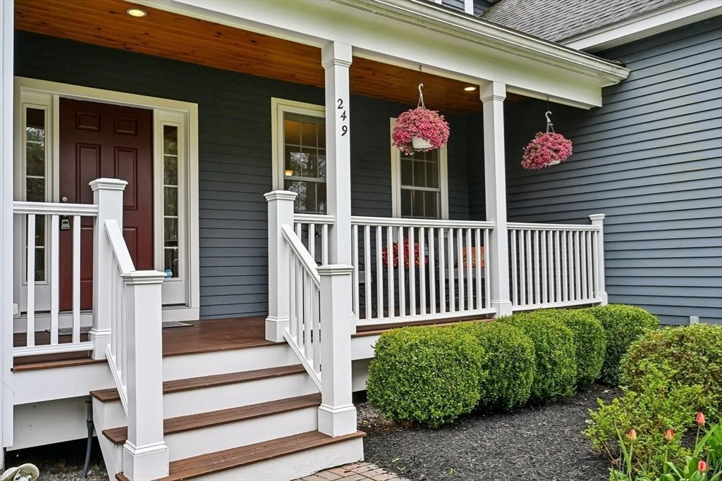 Photo of 249 Boxboro Rd