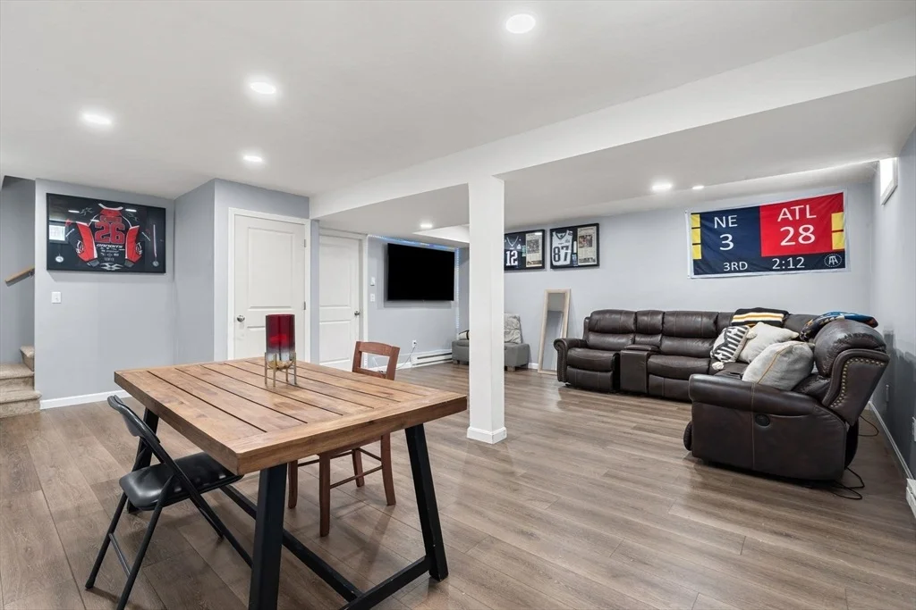 Photo of 32 Dennison Ave
