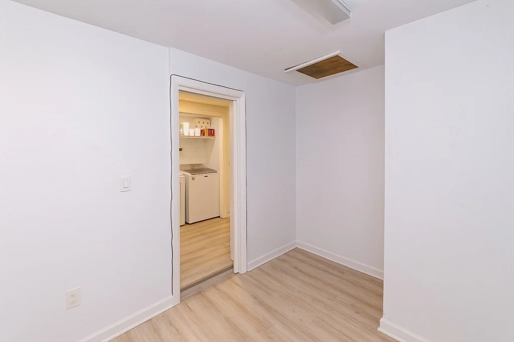 Photo of 6 Merlin St