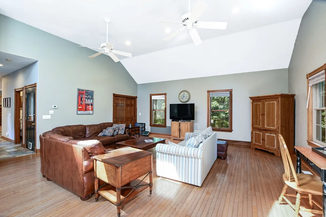 Photo of 35 Bursley Path