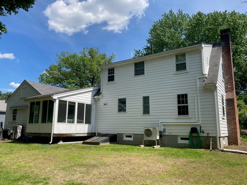 Photo of 411 Brook St