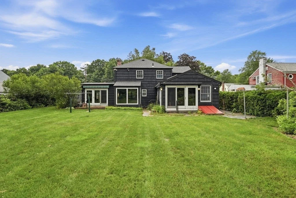Photo of 47 Fenway Dr