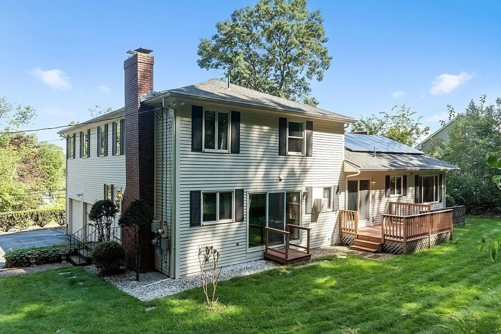 Photo of 154 Summer St