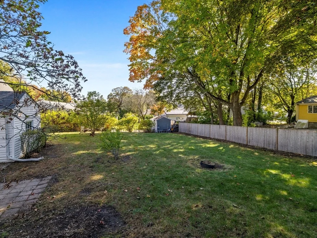 Photo of 750 Trapelo Rd