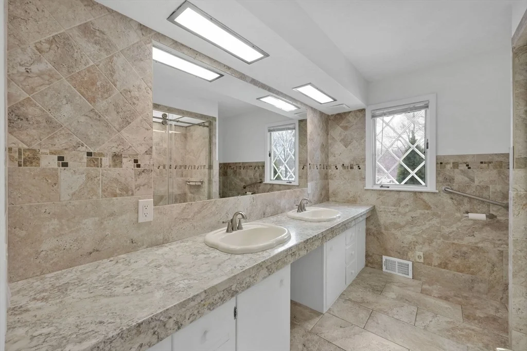 Photo of 24 Cunningham St